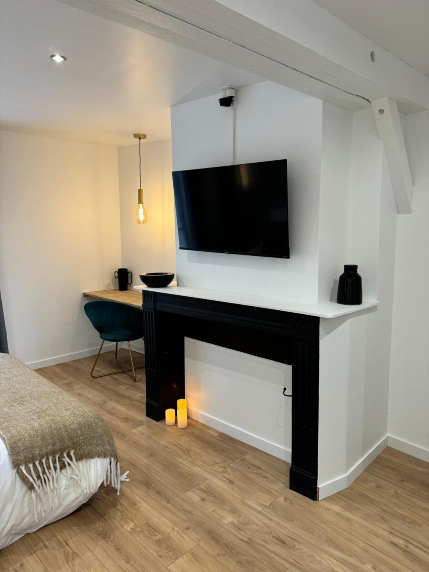 Le Cheval Gris - Parvis Cathedrale - Hyper Centre Apartment ชาร์ตร ภายนอก รูปภาพ